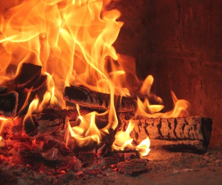 Cocina al fuego