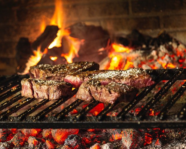 Cocina al fuego