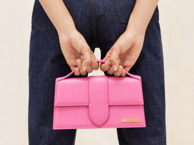 Invasión de carteras gigantes por las calles de París por la nueva campaña de Jacquemus
