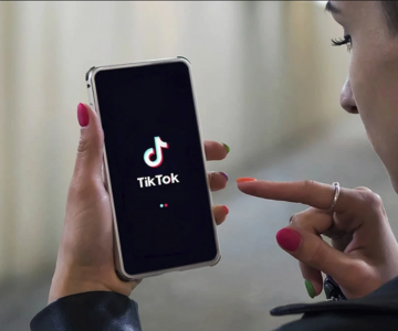 Lo más viral en TikTok: vestirse como marca el filtro 'Style this look' 