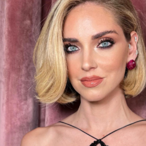 El impresionante vestido que lució la influencer Chiara Ferragni en la première de la segunda temporada de su docuserie