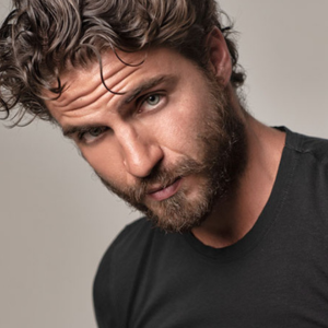 Todo sobre "Volver a caer", la nueva serie protagonizada por Maxi Iglesias