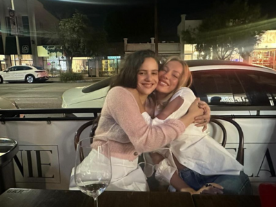 Rosalía y Ester Expósito